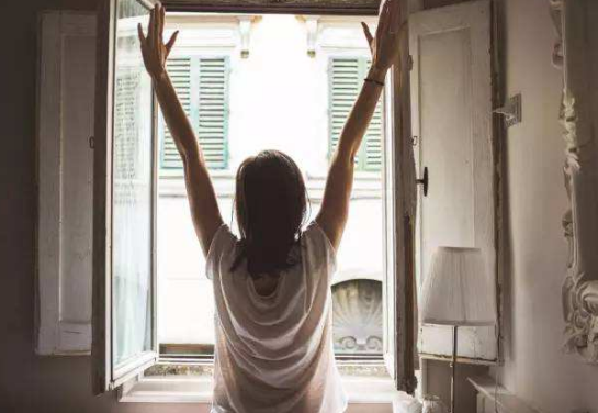 室內(nèi)空氣污染會(huì)不會(huì)對(duì)人造成危害？室內(nèi)空氣治理用什么方法好？